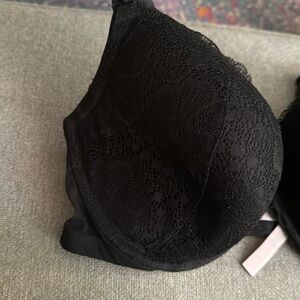 Victoria Secret Lightly Lined Demi Black 40DD